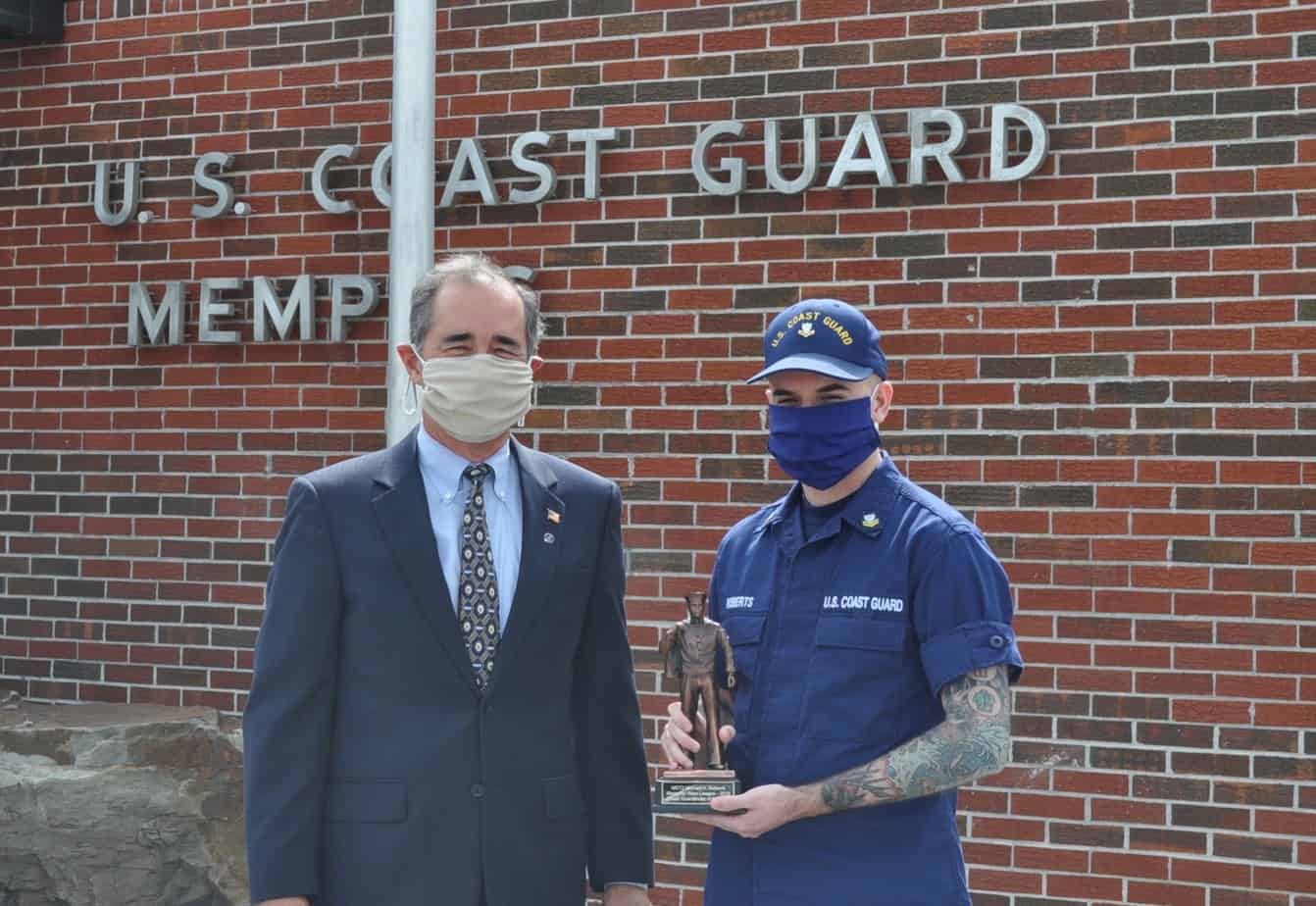 Memphis Council Honors Enlisted Coast Guardsman