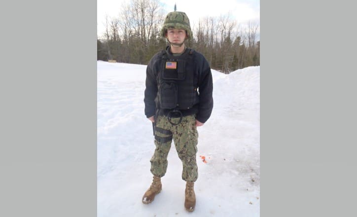 Minnesota Navy League Seeking Winter Parkas for Naval Sea Cadets